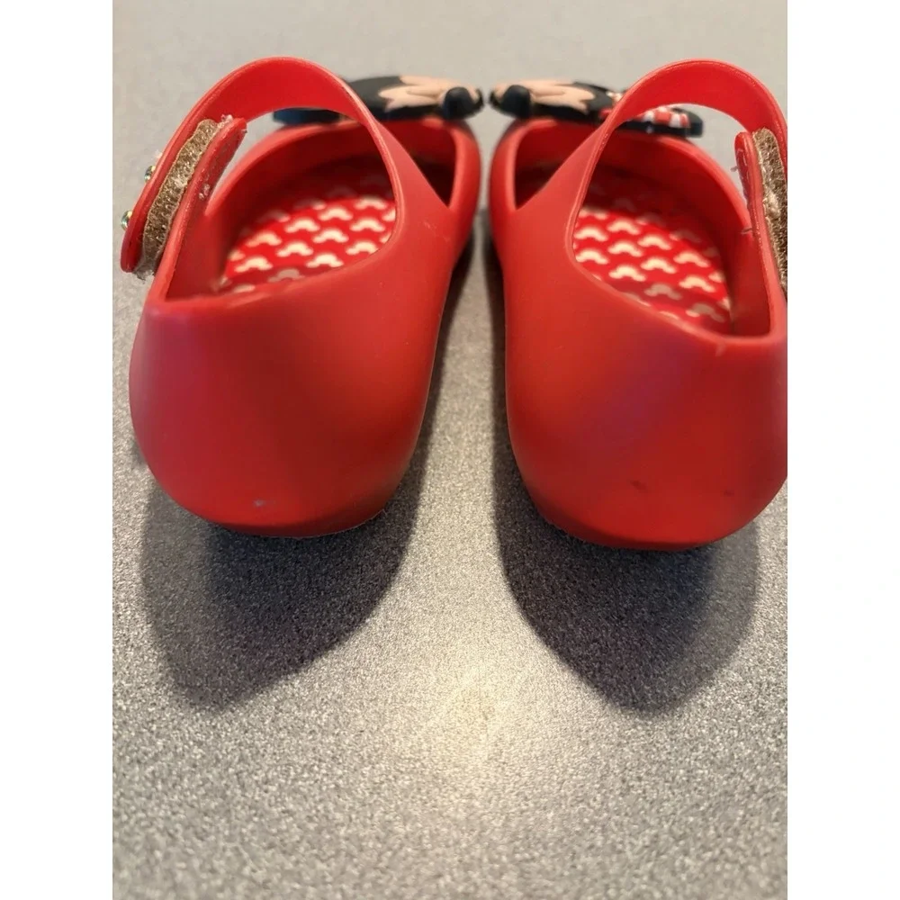 Mini Melissa outings heel